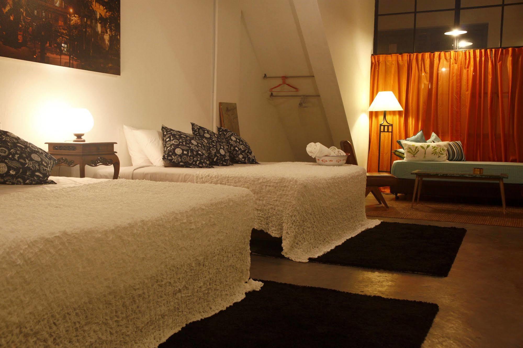The Loft @ 13 Hibiscus Appartement Malacca Buitenkant foto