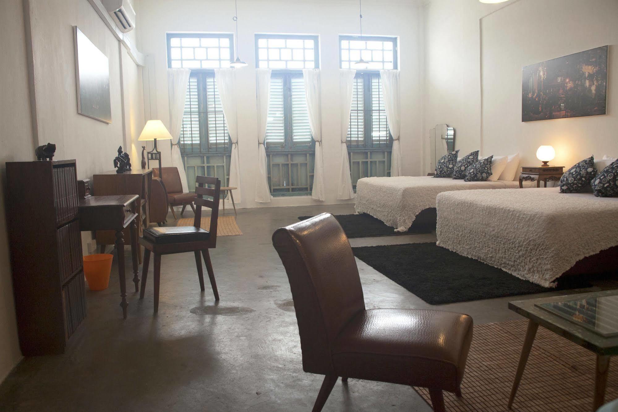 The Loft @ 13 Hibiscus Appartement Malacca Buitenkant foto